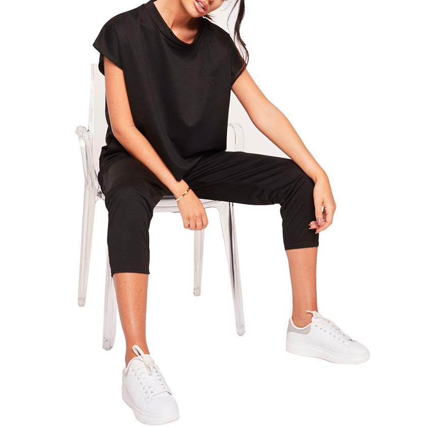 Black Women's Boxy Lightweight Tracksuit stylish tracksuit Perfect for gym wear, yoga & leisure The stretchy, breathable fabric is flexible and comfortable work womens women woman wear tracksuit t-shirt suit spandex set leisure jogging gyms gym girl gear fit fashionable fashion clothing clothes chill boxy box bottoms